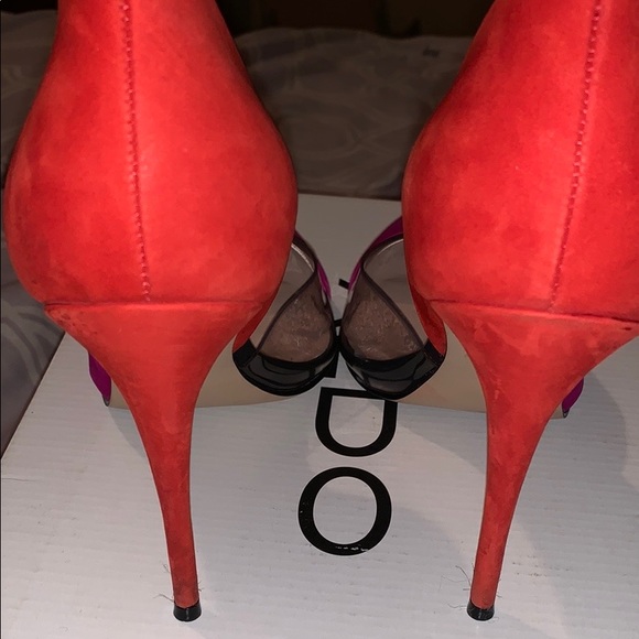 Pumps - Picture 3 of 5